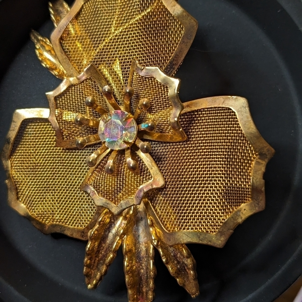 Vintage Copper‎ Tone Rhinestone Brooch